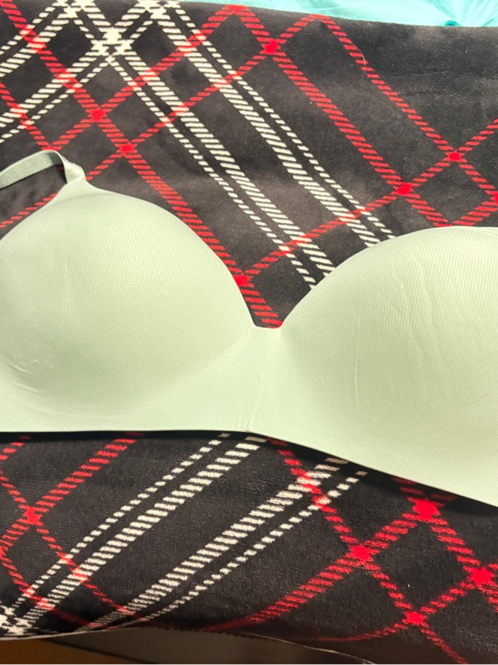 Victoria Secret Olive Green Bra 38DD wireless